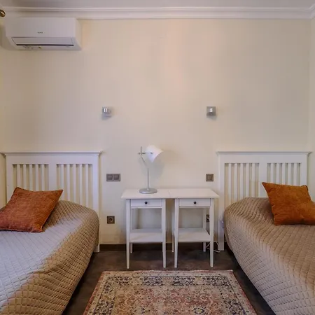 Villa In Elviria,