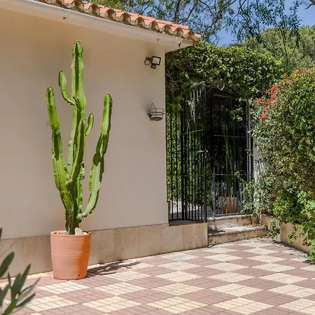In Elviria, Villa Marbella